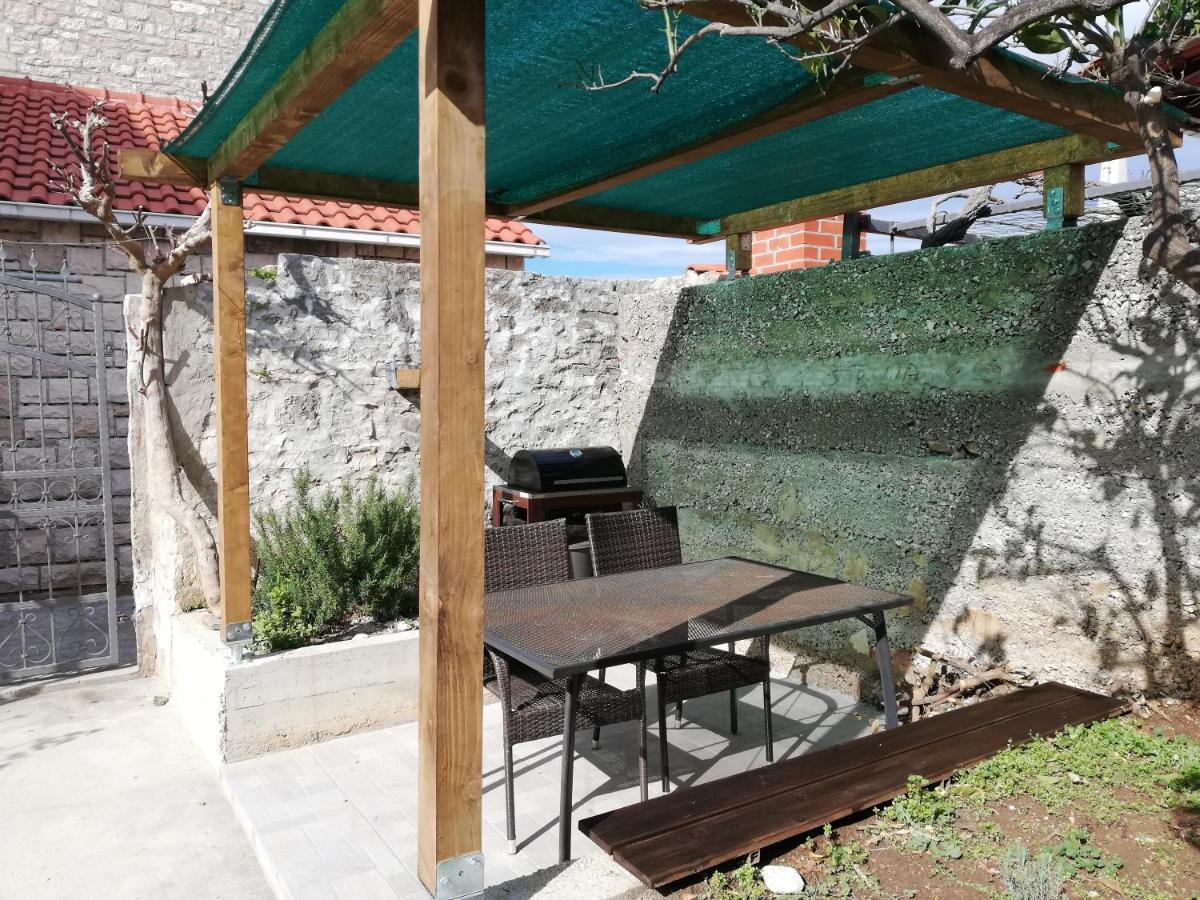 Apartman Postira Rot 外观 照片